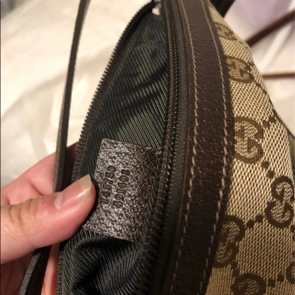 Gucci Abbey D Ring Monogram Pochette - Picture 5 of 6